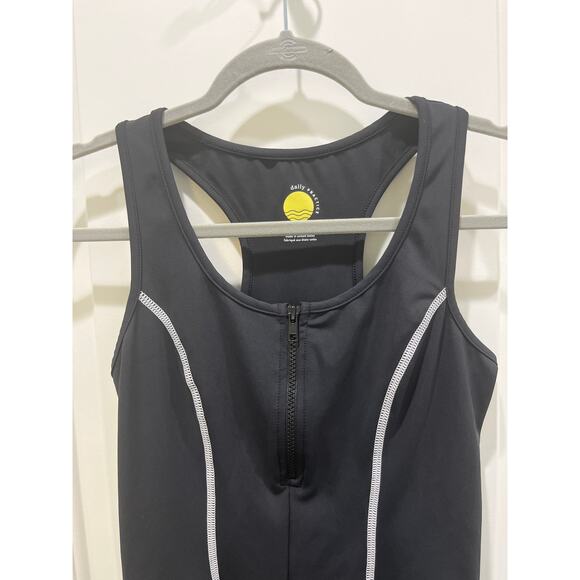 Daily Practice Anthropologie Bike Shorts Romper in Black Sz M - Picture 3 of 8